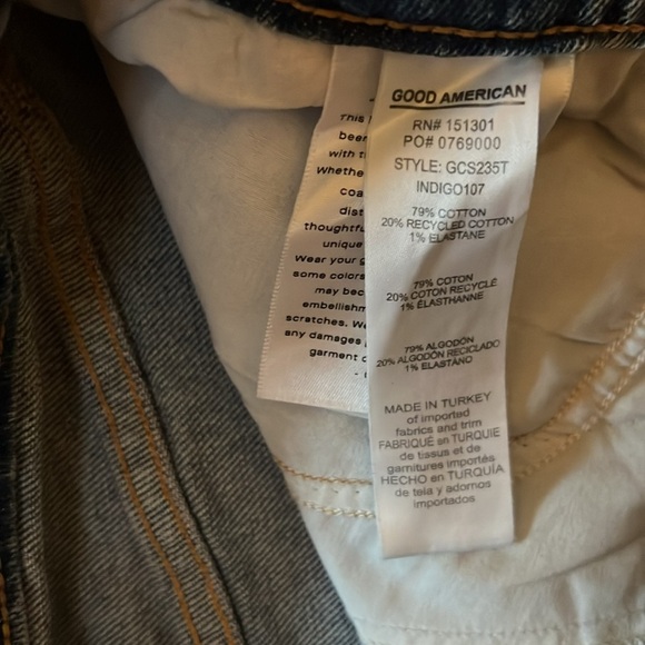 Good American Good Curve Short in Indigo107 size 8/29 - Picture 5 of 5